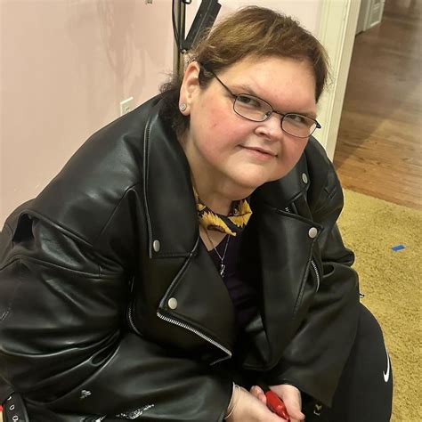 1000-Lb. Sisters' Tammy Slaton Shares She's "Like a Lesbian"