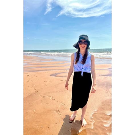 Lindsay Dupuis, MA, RCT, CCC (@lindsaydupuis.ca) • Instagram photos and ...