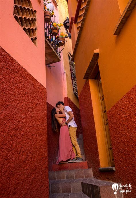 Callejon del Beso, Guanajuato | Guanajuato mexico, Mexico wedding venue ...