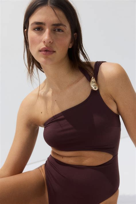 Padded-cup one-shoulder swimsuit - Dark brown - Ladies | H&M GB