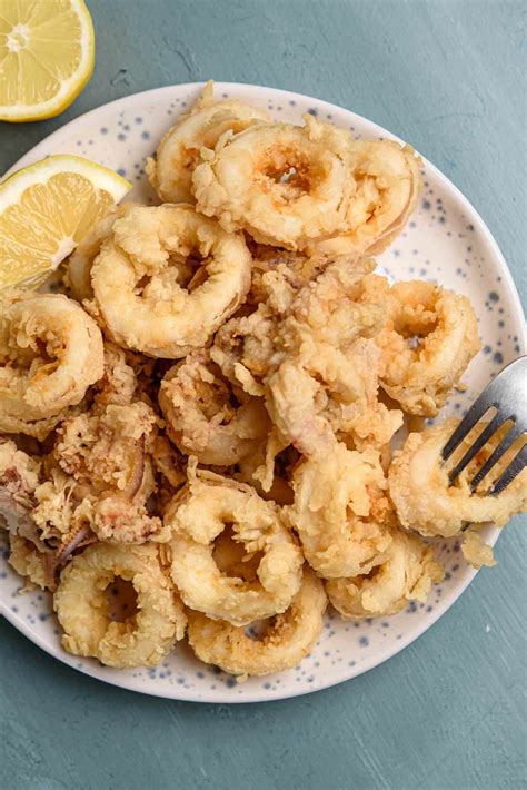 Extra Crispy Deep Fried Squid (Calamari) - Real Greek Recipes