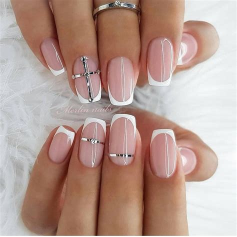 Pink And White Nail Designs: A Trendy And Chic Manicure – ADDICFASHION