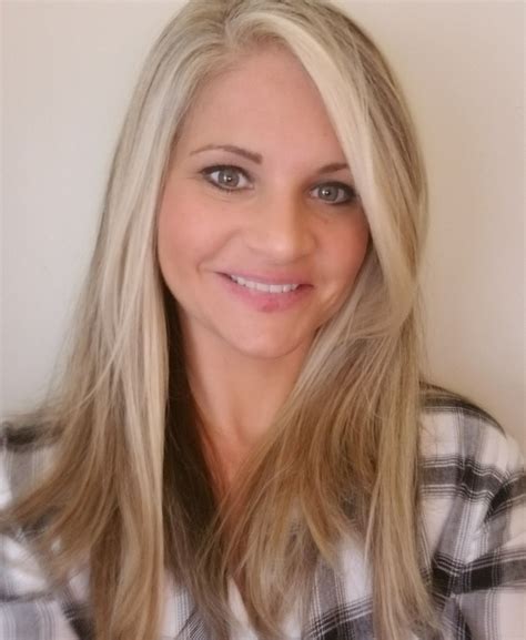 19 Fabulous 90s Layered Haircuts: Cutest 90s Layers Hair Trends & Ideas ...