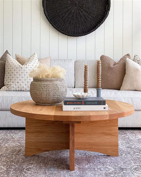 Minimalist Round Coffee Table Decorating Ideas - Soul & Lane