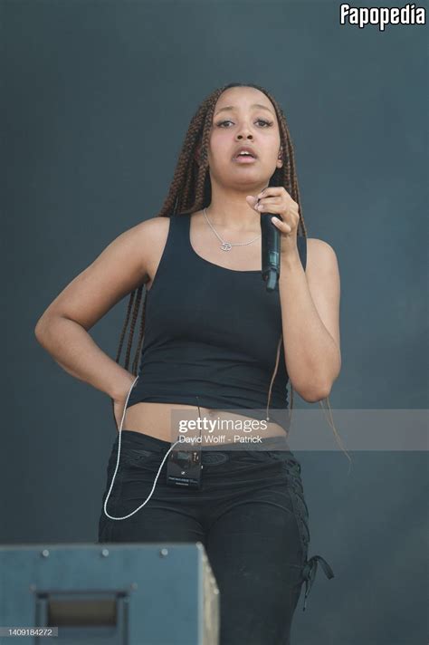 PinkPantheress Nude OnlyFans Leaks - Photo #2617703 - Fapopedia