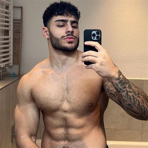 FitNarad | Homens de barba, Estilos de cabelo para homens, Fotos de homens