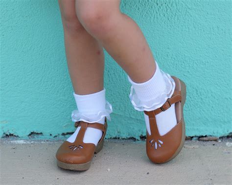 Ribbed ruffle socks white – Artofit