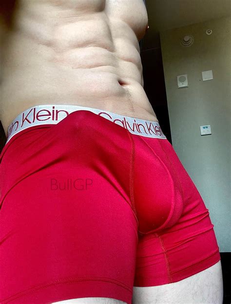 Guys I think I might have a boner 🤔 : r/MaleUnderwear