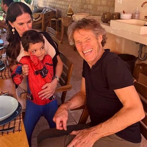 Willem Dafoe height, weight, body measurements