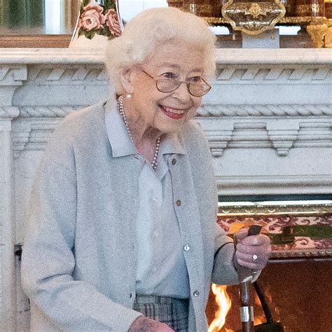 See the Last Public Photo of Queen Elizabeth II Before Her Death