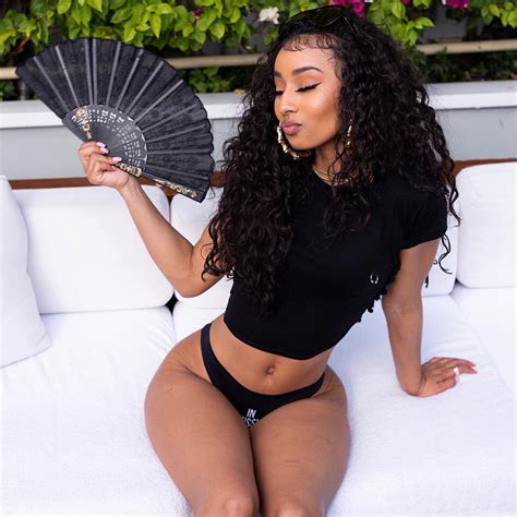 Rubi Rose's Age, Height, Boyfriend, Net Worth, Family - Wiki