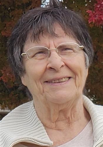 Carol E. Bradford Obituary (2023) - Macomb, IL - Shawgo Memorial Home ...