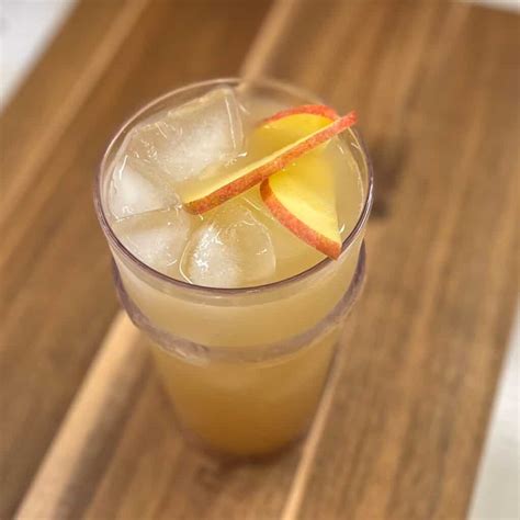 Apple Cider Mocktail - Daniel's Plate