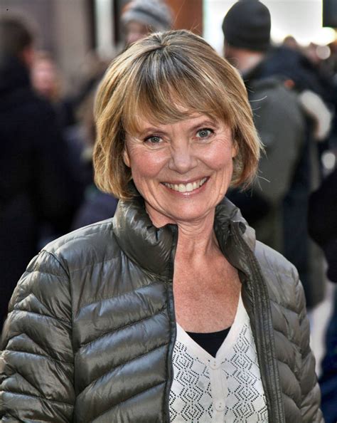 Lola Jensen - Foredrag - ARTE Booking - 3848 1400