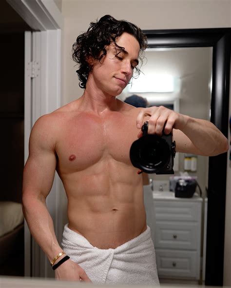 Tyler Hendricks – Shirtless Celebs