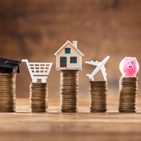 Living Below Your Means - BudgetingFaithfully.com