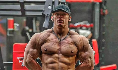 Sam Sulek: Diéta na Arnold Classic 2026 | kulturistika.com