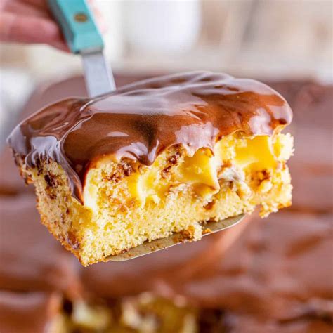 Vanillepudding Poke Cake