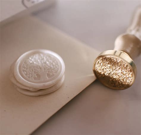 Wax Seals Guide: Everything You Need to Know About Wax Seals