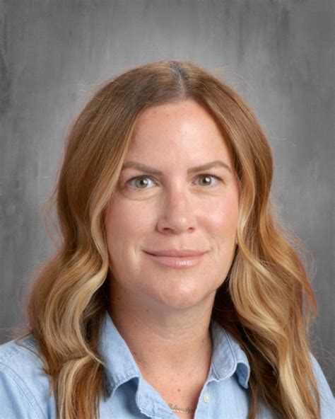 Teaching Faculty - Mount Saint Joseph Academy