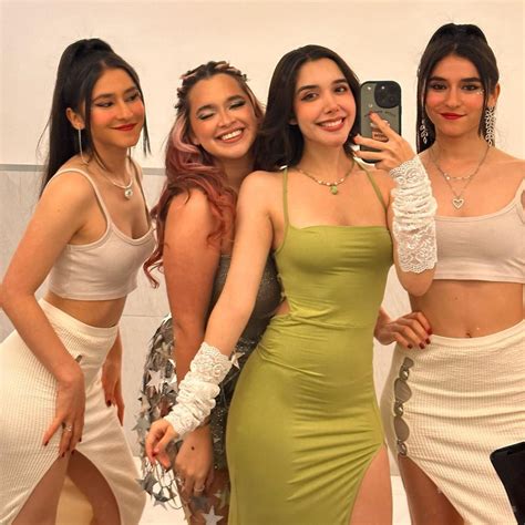 Bethcast y las gemelas ara y fer : r/influencers_tiktok