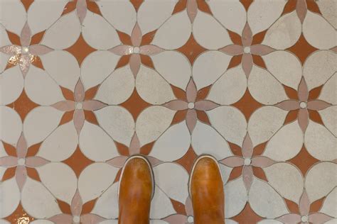 Stepping into Luxury: 6 Decorative Floor Tile Ideas