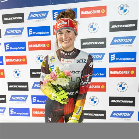 Julia Taubitz Back On Track For Success - Two American Women on the Po