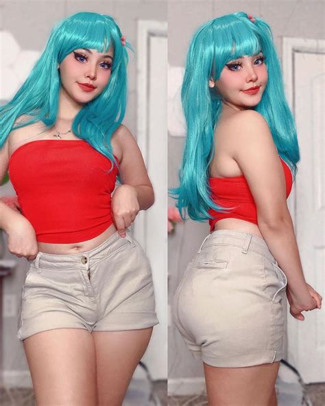 Modelo se transforma en sensual Bulma de Dragon Ball