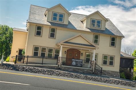 Restaurant | Springbrook Township | Olde Brook Inn