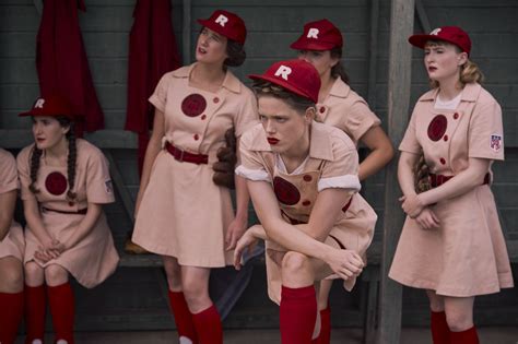 A League of Their Own 2022: Amazon Prime’s remake honors the original - Vox