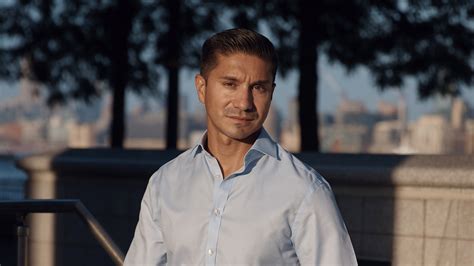 Meteorologist Erick Adame’s Firing Over Online Sex Prompts Backlash - The New York Times