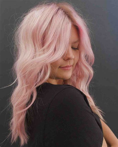 23 Best Light Pink Hair Color Ideas (Pictures for 2022)