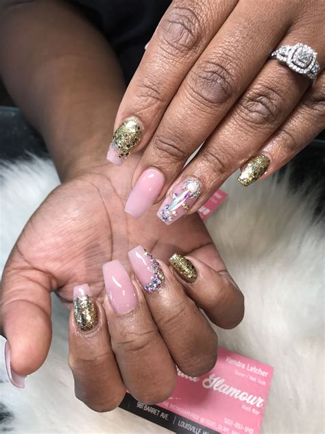 Glamour Nails, Nail Bar, Liquid, Beauty, Shiny Nails, Beauty Illustration