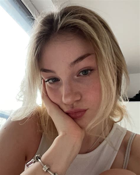 Kellytylrxo Biography, Wiki, Age, Net Worth, Career, Height, Weight, Boyfriend, OnlyFans and ...