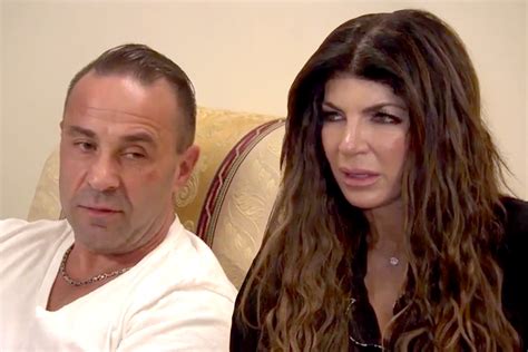 Joe Giudice Reaction to Teresa Giudice Breast Implant Surgery