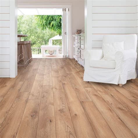 Select Surfaces Heritage Oak Spill Defense Laminate Flooring - Sam's ...