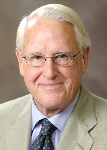 Stanley Ikenberry Obituary (1935 - 2025) - Champaign, IL - The News-Gazette