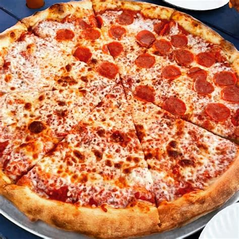 Bowstring Pizza and Brewyard | Raleigh, NC 27608