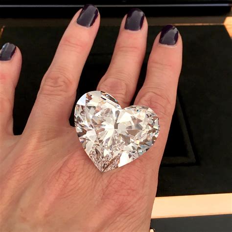 Graff Venus: largest flawless heart-shape diamond in the world | The ...