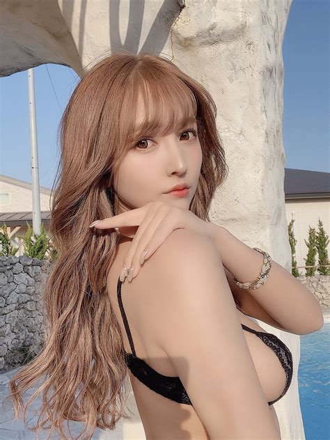 Yua Mikami kể chuyện 6 năm làm nghề, tuyên bố không xứng với danh xưng "mỹ nhân top 1"