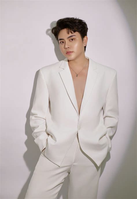 Master Bảo Lộc Phạm trình diễn công nghệ REAL BROWS TECHNIQUE đỉnh cao ...