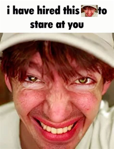 Albert flamingo | Flamingo albert memes, Albert aretz, Flamingo selfie