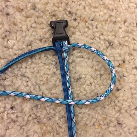 Paracord Bracelet Instructions : 6 Steps - Instructables