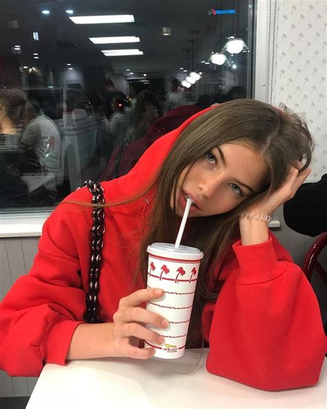 Discovering The Phenomenon Of Sariibabyy Naked Content