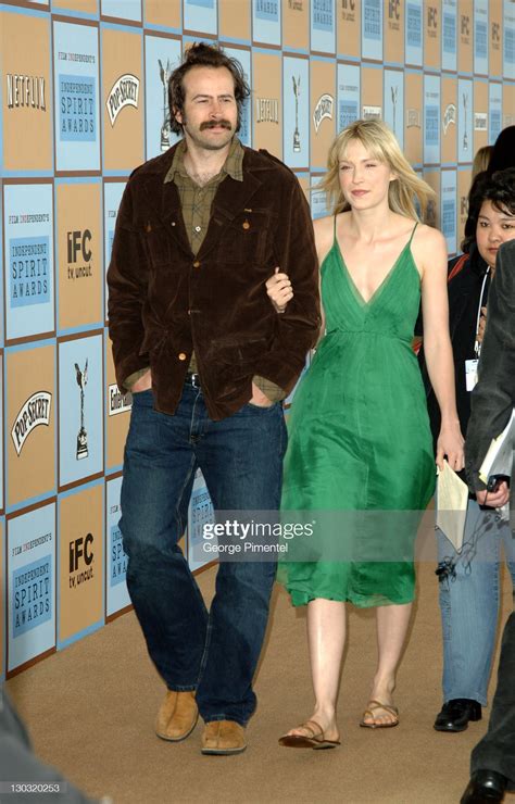 Beth Riesgraf's feet