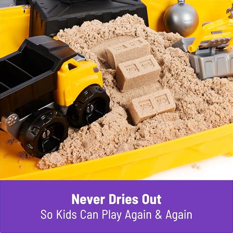 Kinetic Sand Construction Site Folding Sandbox Playset