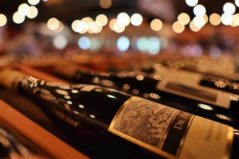 Tour & Gallery - Royal Palm Village Wine & Tapas