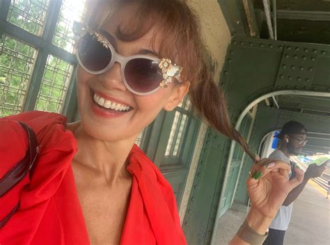 Meet Lauren B Martin - CanvasRebel Magazine