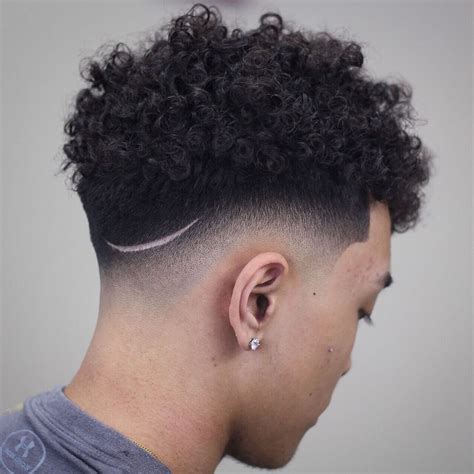40 Ultra Cool Curly Taper Fade Haircuts for Men in 2025