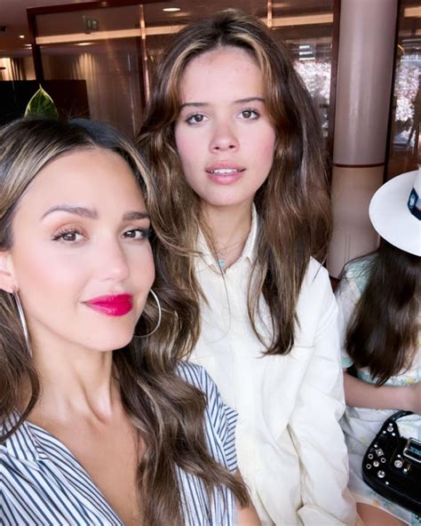 Jessica Alba and her daughter, Honor, 15, look like twins at 2023 French Open